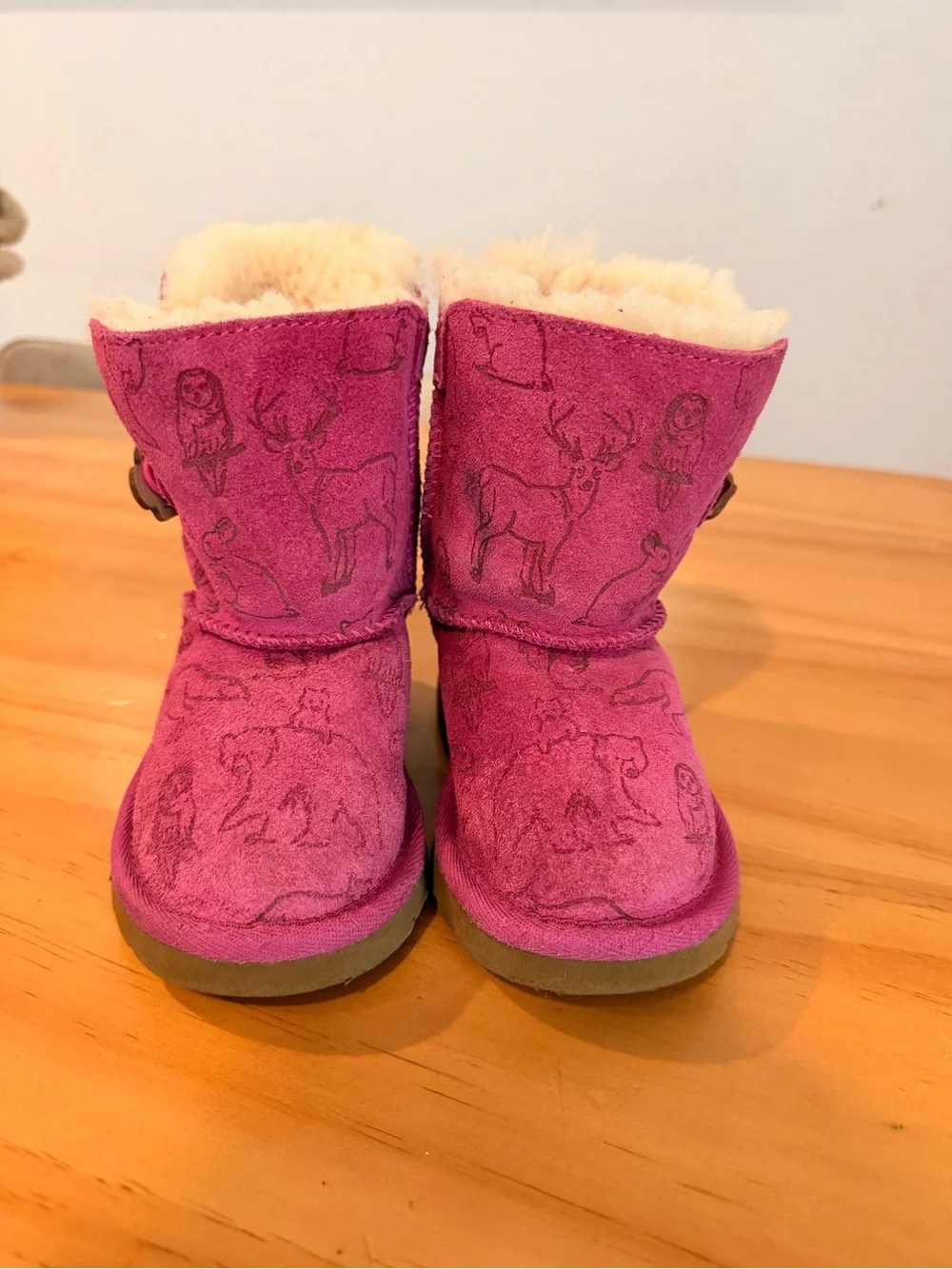 UGG toddler pink